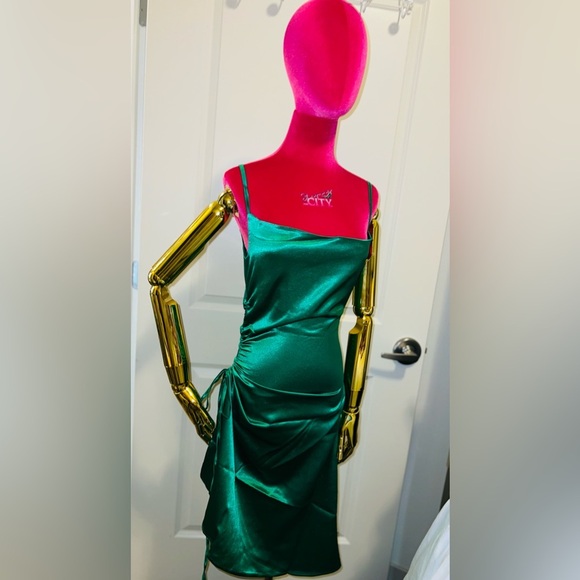 Arabian night green dress - Picture 4 of 10